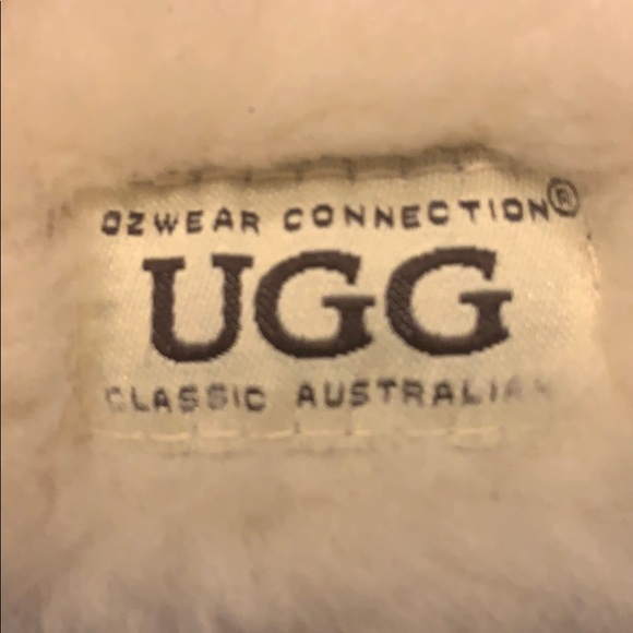 NEW✨UGG Reverse-Stitch Sheepskin Shearling Gloves - Picture 2 of 5
